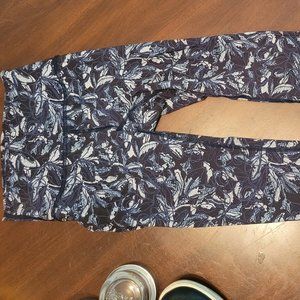 Girl's lululemon leggings